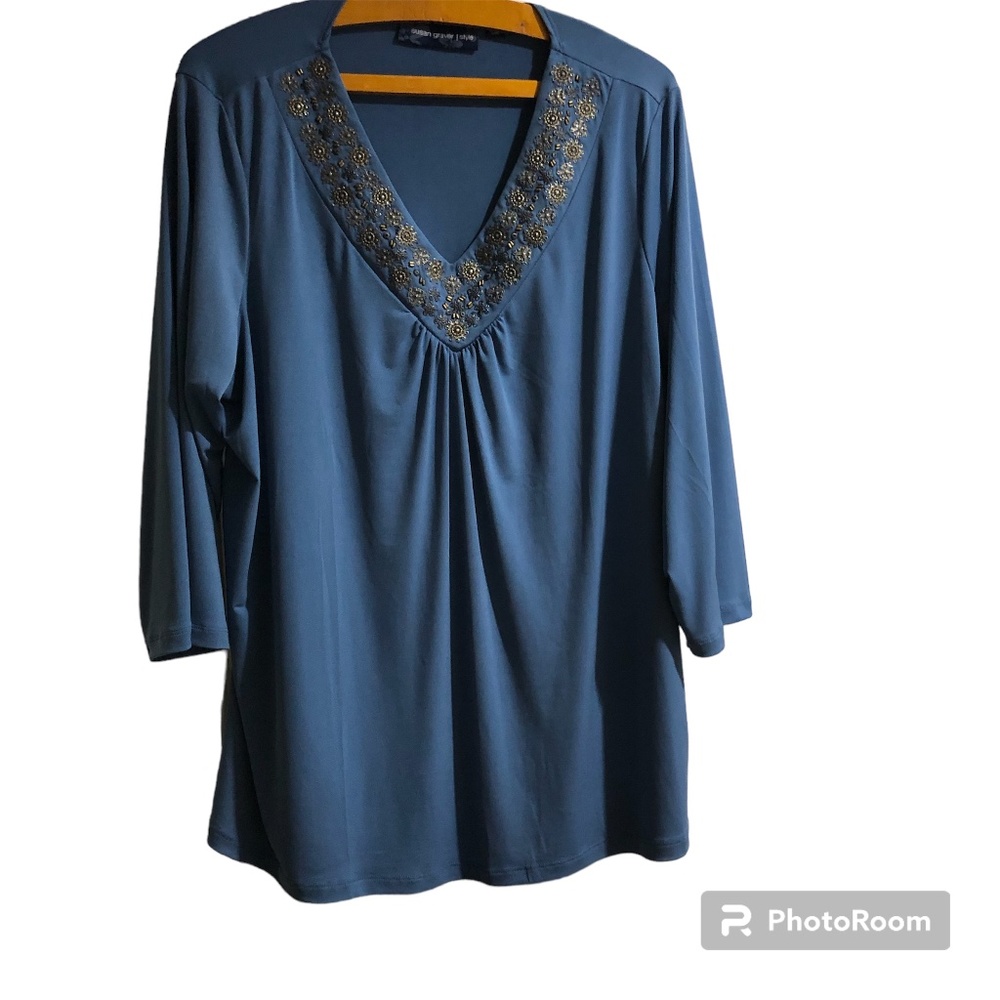 SUSAN GRAVER Blue V Neck Embellished Tunic Blouse 1X